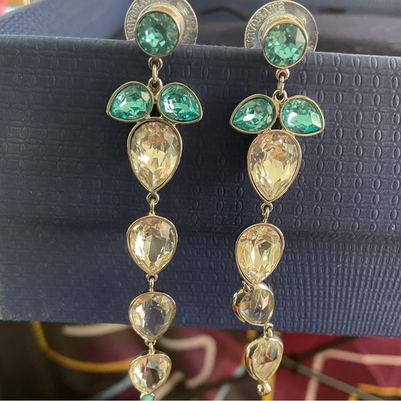 Swarovski Emerald and Gold Crystal Earrings - Picture 2 of 2